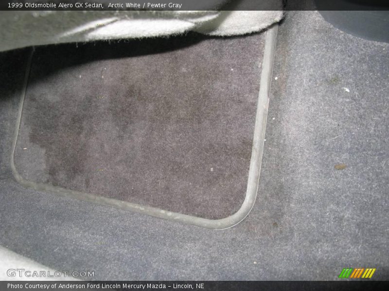 Arctic White / Pewter Gray 1999 Oldsmobile Alero GX Sedan