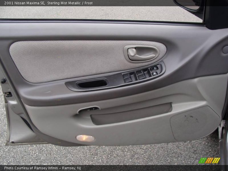 Sterling Mist Metallic / Frost 2001 Nissan Maxima SE