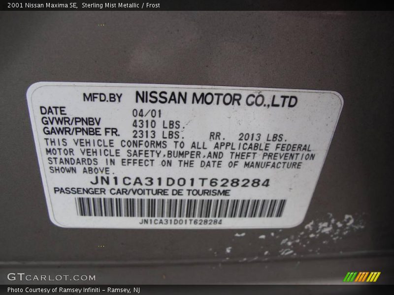 Sterling Mist Metallic / Frost 2001 Nissan Maxima SE