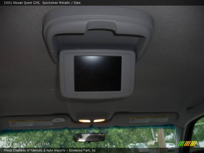 Quicksilver Metallic / Slate 2001 Nissan Quest GXE