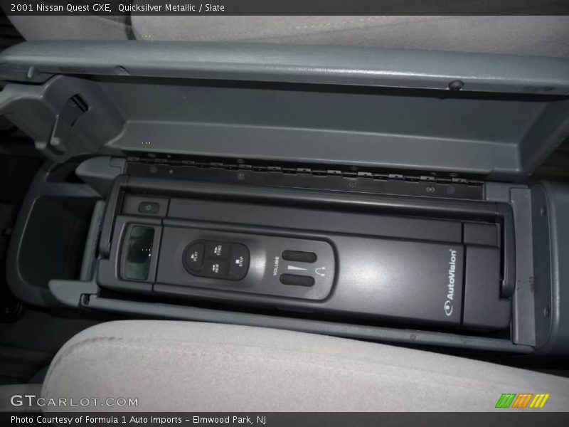 Quicksilver Metallic / Slate 2001 Nissan Quest GXE