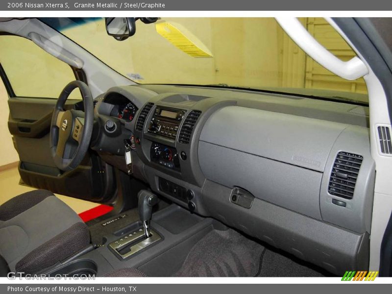 Granite Metallic / Steel/Graphite 2006 Nissan Xterra S