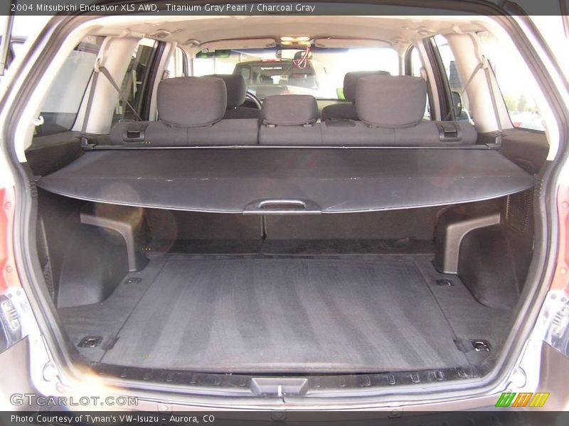 Titanium Gray Pearl / Charcoal Gray 2004 Mitsubishi Endeavor XLS AWD