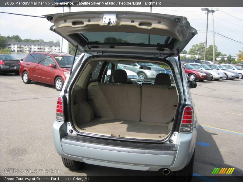 Satellite Silver Metallic / Pebble/Light Parchment 2005 Mercury Mariner V6 Convenience