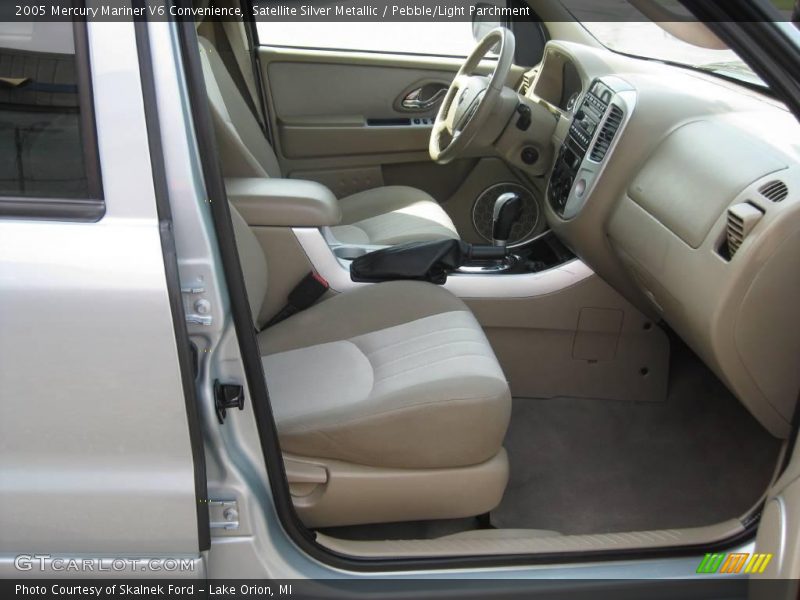 Satellite Silver Metallic / Pebble/Light Parchment 2005 Mercury Mariner V6 Convenience