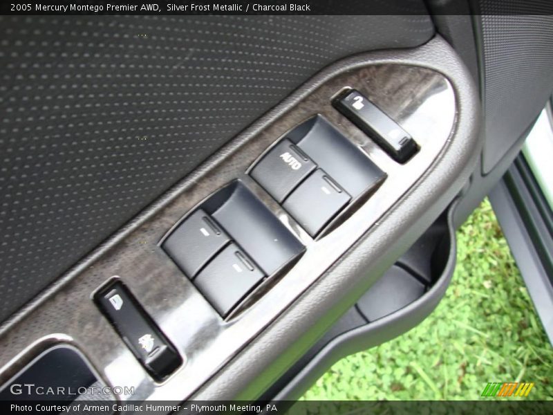 Silver Frost Metallic / Charcoal Black 2005 Mercury Montego Premier AWD