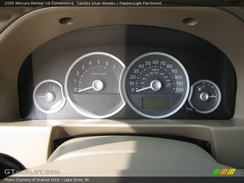 Satellite Silver Metallic / Pebble/Light Parchment 2005 Mercury Mariner V6 Convenience