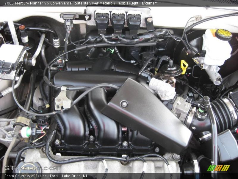 Satellite Silver Metallic / Pebble/Light Parchment 2005 Mercury Mariner V6 Convenience