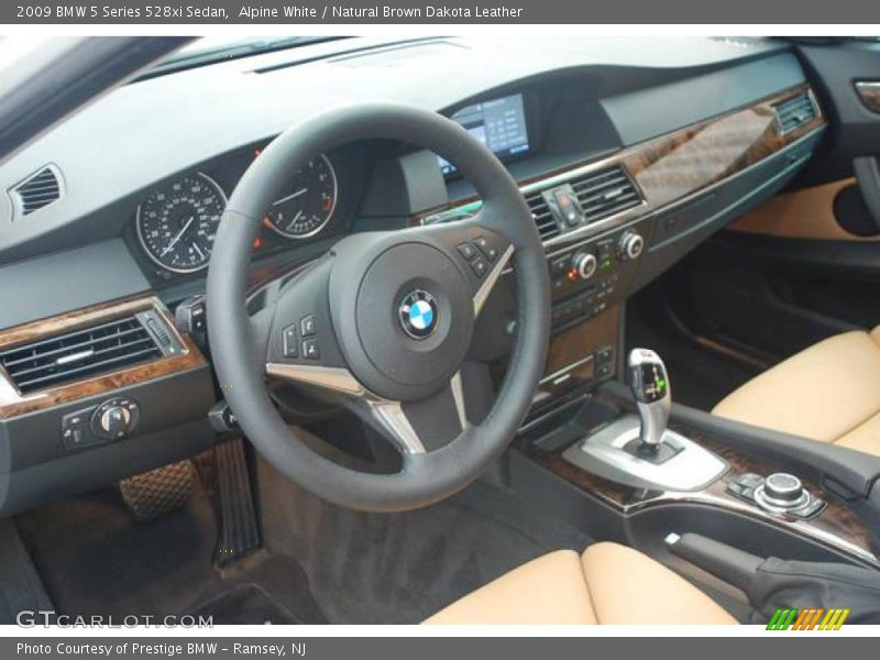 Alpine White / Natural Brown Dakota Leather 2009 BMW 5 Series 528xi Sedan