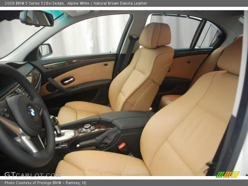 Alpine White / Natural Brown Dakota Leather 2009 BMW 5 Series 528xi Sedan