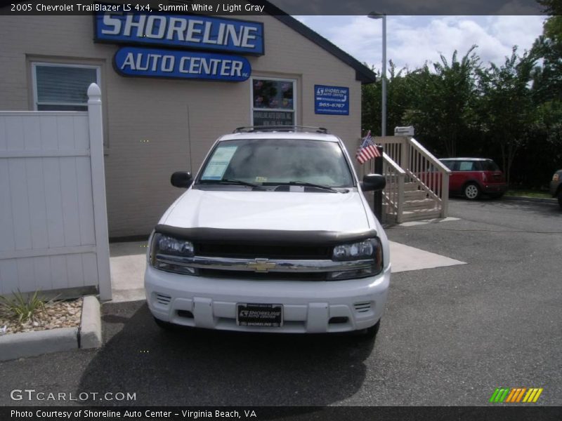 Summit White / Light Gray 2005 Chevrolet TrailBlazer LS 4x4