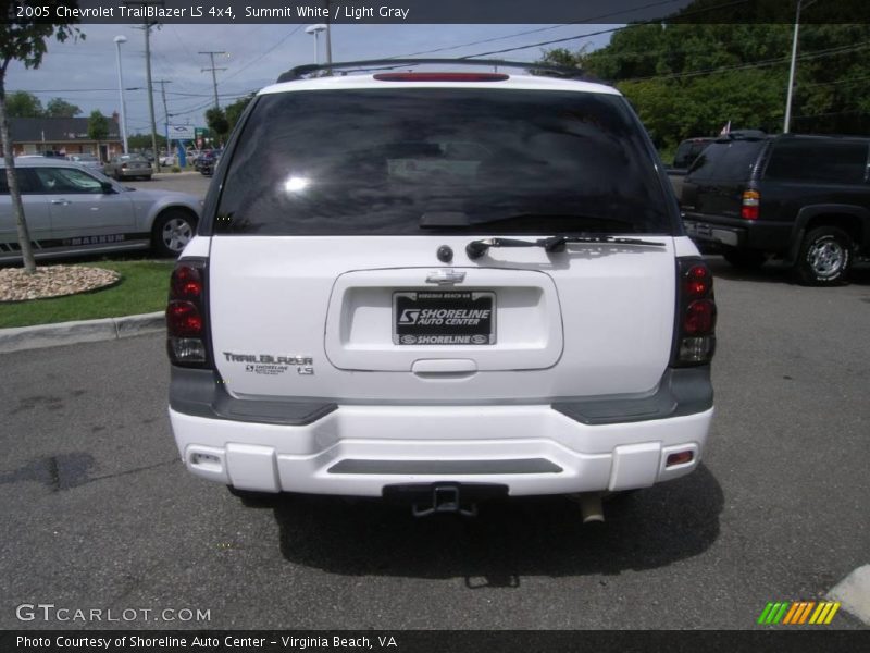 Summit White / Light Gray 2005 Chevrolet TrailBlazer LS 4x4