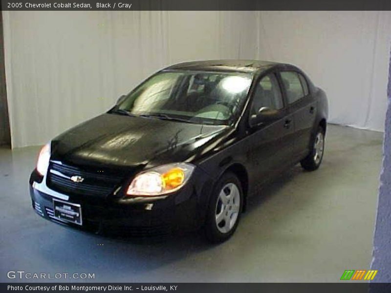 Black / Gray 2005 Chevrolet Cobalt Sedan