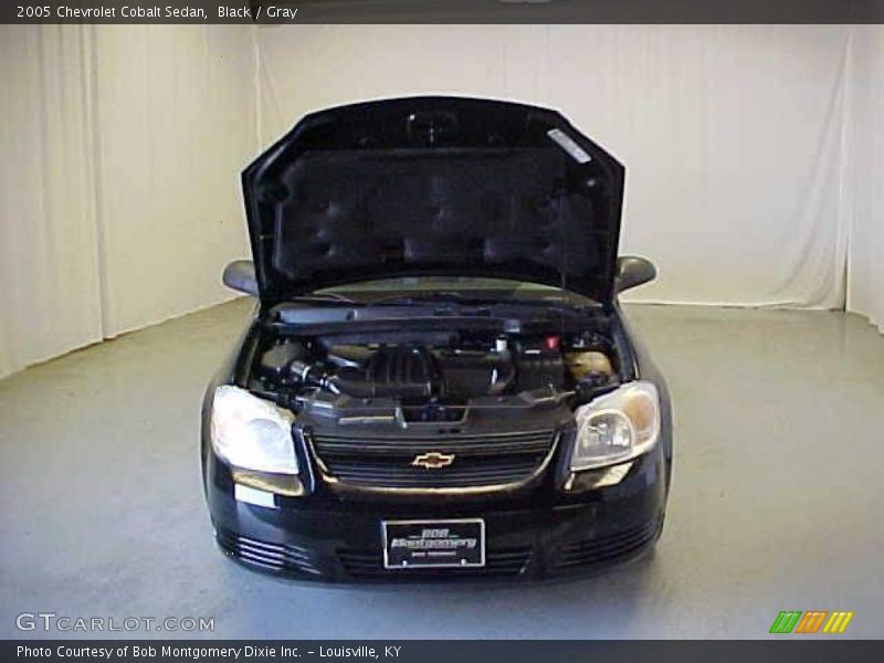 Black / Gray 2005 Chevrolet Cobalt Sedan