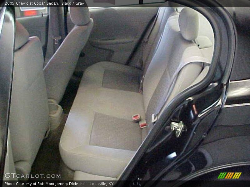 Black / Gray 2005 Chevrolet Cobalt Sedan