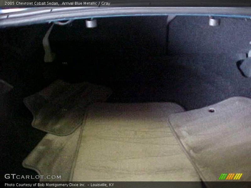Arrival Blue Metallic / Gray 2005 Chevrolet Cobalt Sedan