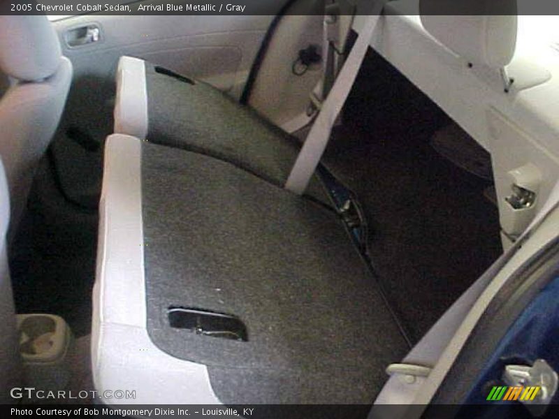 Arrival Blue Metallic / Gray 2005 Chevrolet Cobalt Sedan