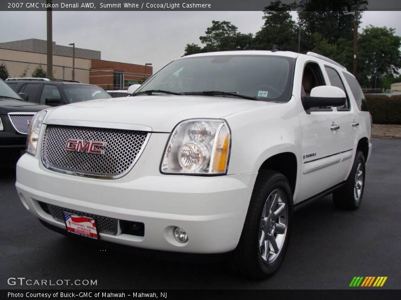 Summit White / Cocoa/Light Cashmere 2007 GMC Yukon Denali AWD