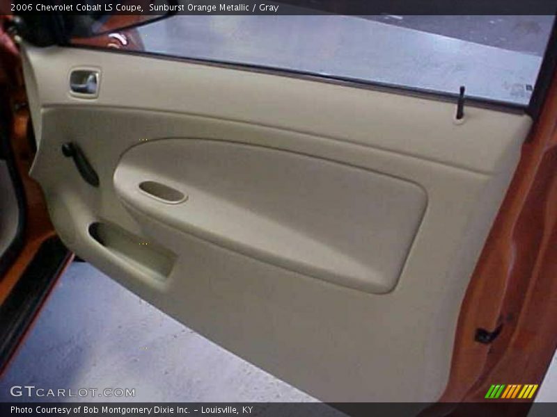 Sunburst Orange Metallic / Gray 2006 Chevrolet Cobalt LS Coupe