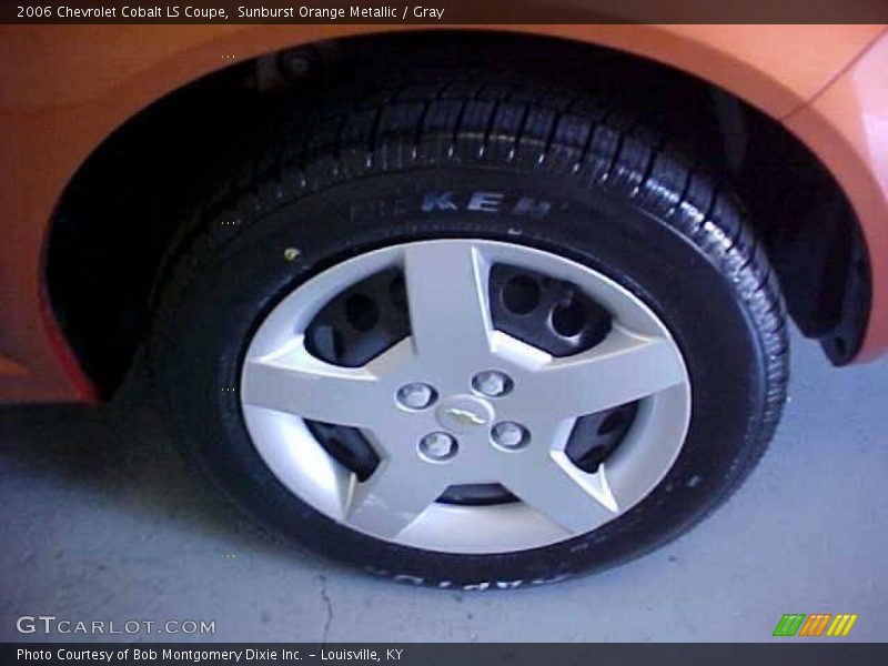 Sunburst Orange Metallic / Gray 2006 Chevrolet Cobalt LS Coupe