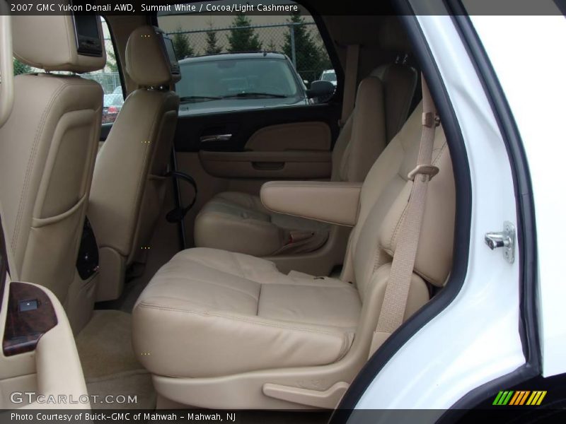 Summit White / Cocoa/Light Cashmere 2007 GMC Yukon Denali AWD