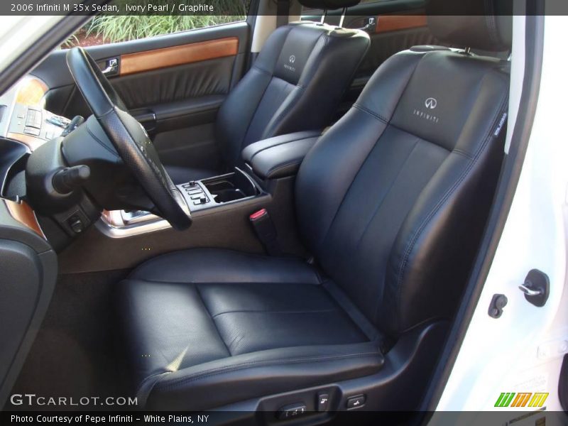 Ivory Pearl / Graphite 2006 Infiniti M 35x Sedan