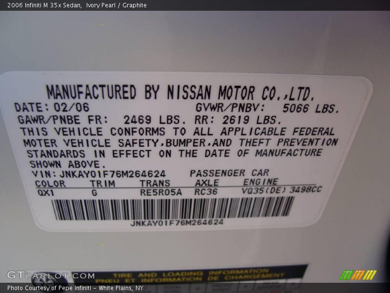 Ivory Pearl / Graphite 2006 Infiniti M 35x Sedan