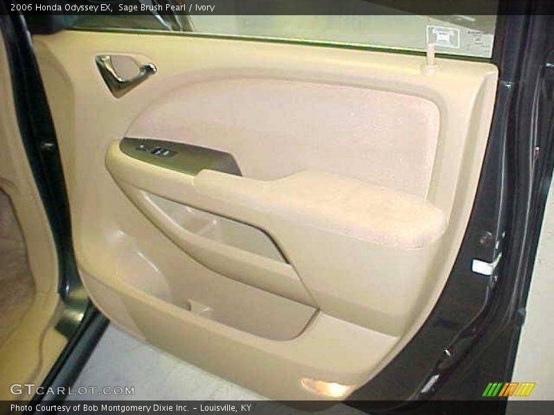 Sage Brush Pearl / Ivory 2006 Honda Odyssey EX