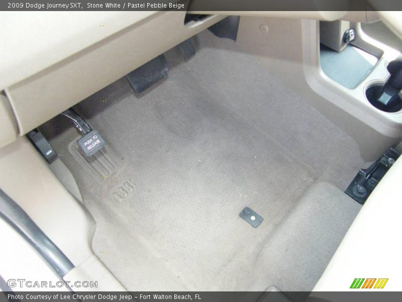 Stone White / Pastel Pebble Beige 2009 Dodge Journey SXT
