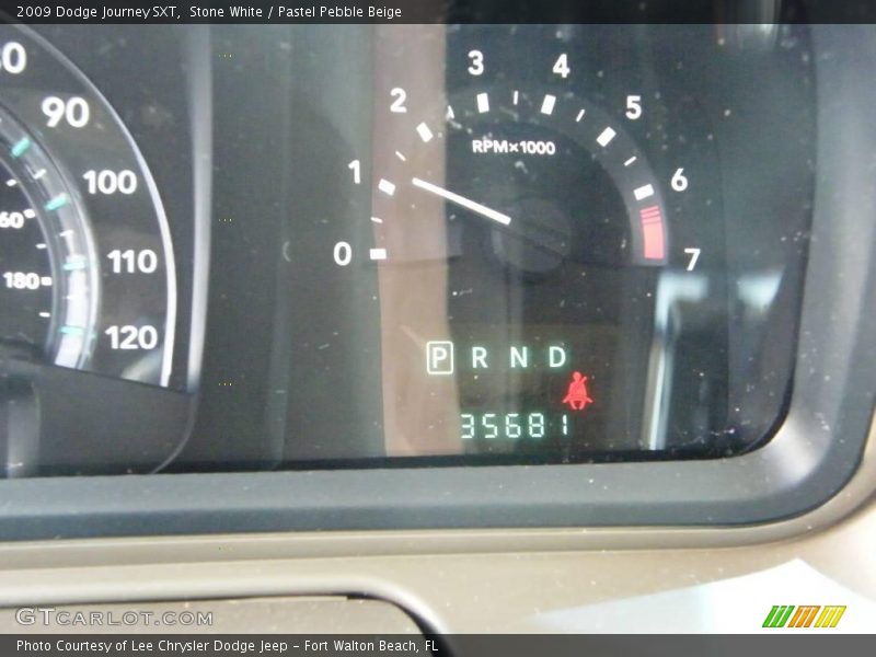 Stone White / Pastel Pebble Beige 2009 Dodge Journey SXT