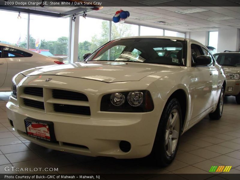 Stone White / Dark Slate Gray 2009 Dodge Charger SE