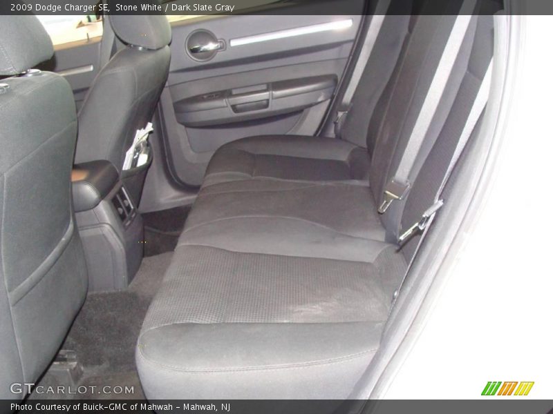 Stone White / Dark Slate Gray 2009 Dodge Charger SE