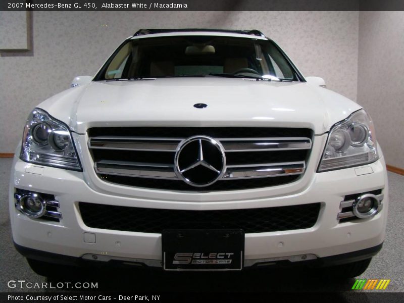 Alabaster White / Macadamia 2007 Mercedes-Benz GL 450