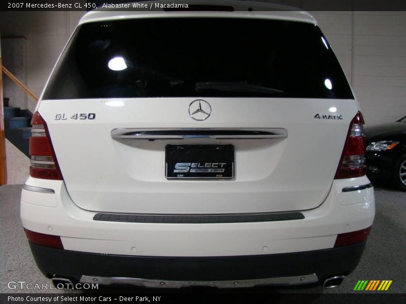 Alabaster White / Macadamia 2007 Mercedes-Benz GL 450