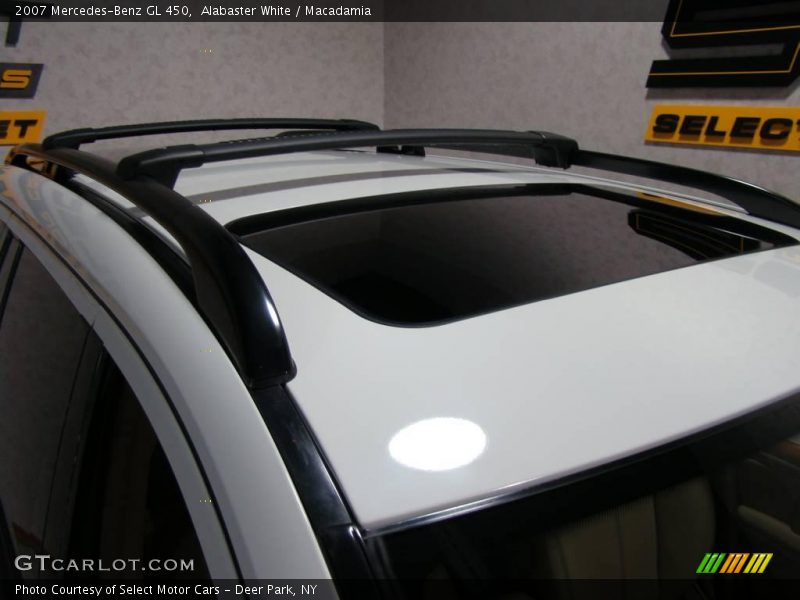 Alabaster White / Macadamia 2007 Mercedes-Benz GL 450
