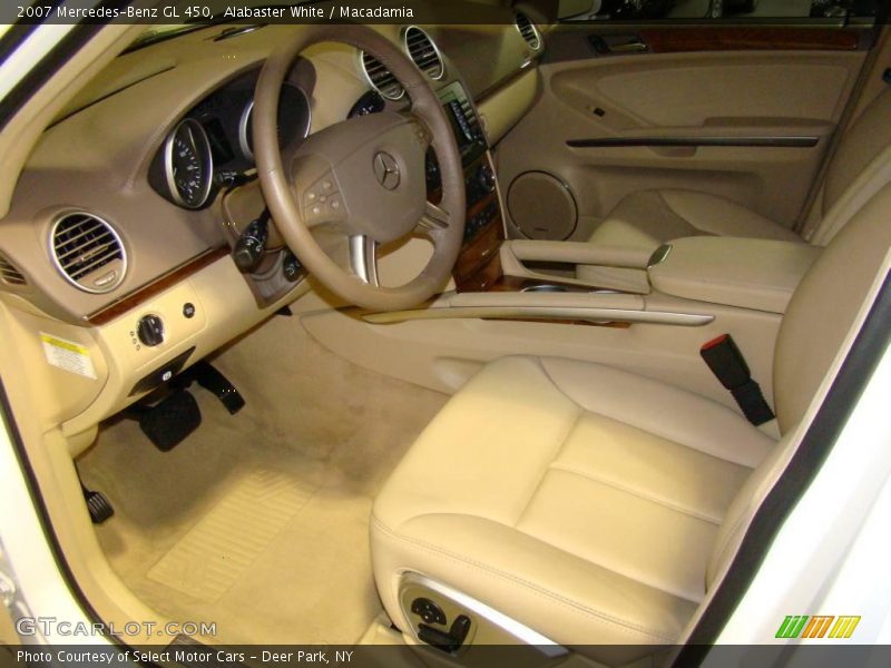Alabaster White / Macadamia 2007 Mercedes-Benz GL 450