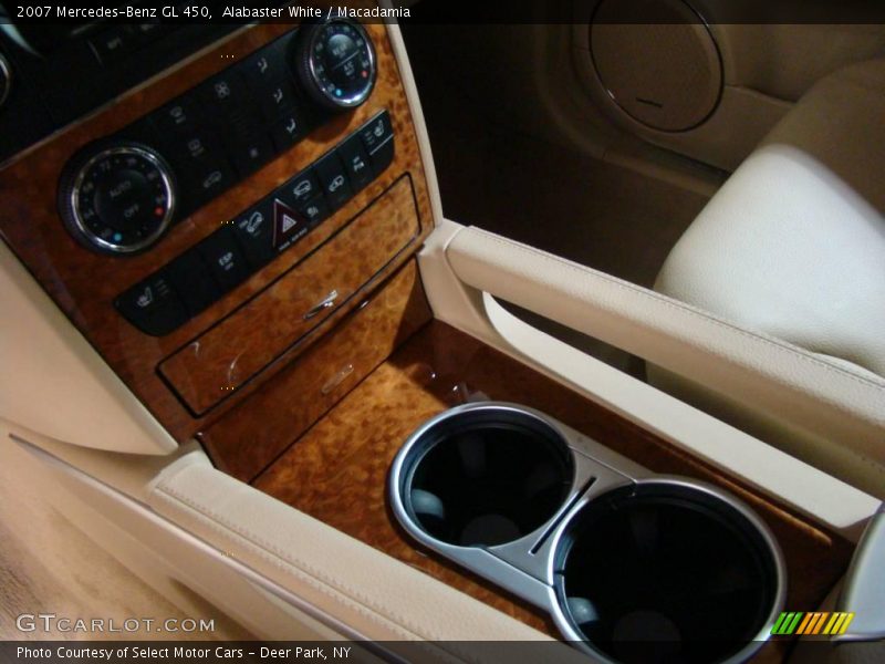 Alabaster White / Macadamia 2007 Mercedes-Benz GL 450
