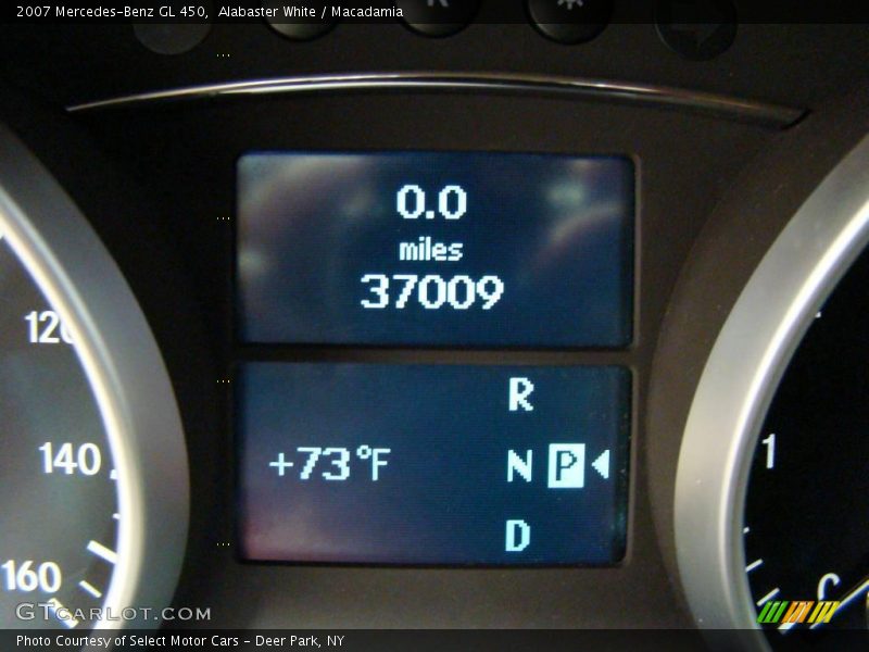 Alabaster White / Macadamia 2007 Mercedes-Benz GL 450