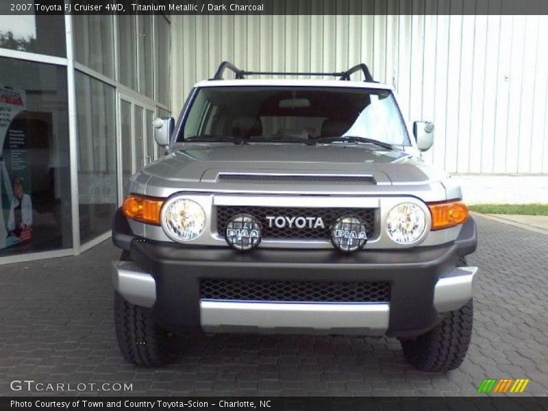 Titanium Metallic / Dark Charcoal 2007 Toyota FJ Cruiser 4WD