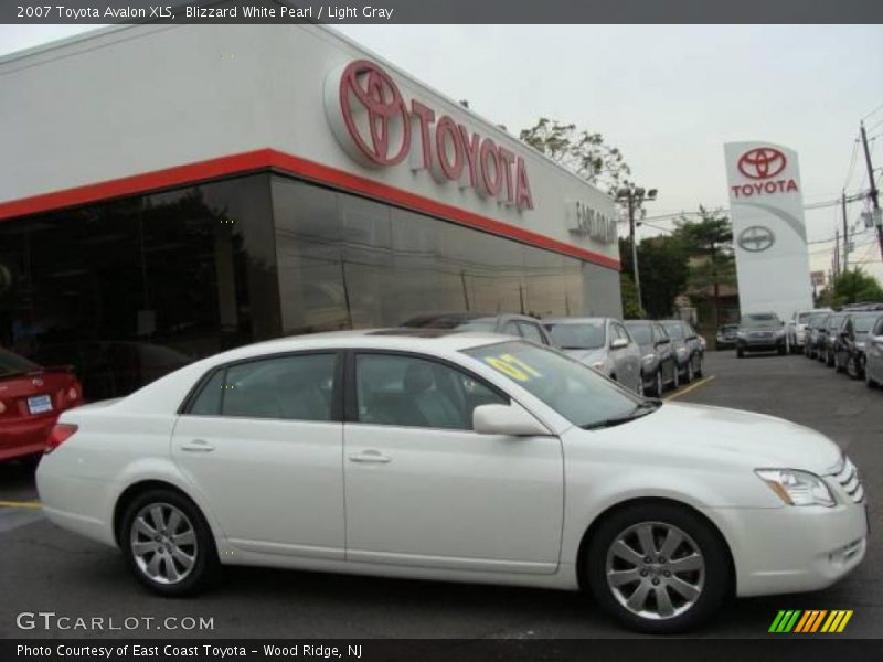 Blizzard White Pearl / Light Gray 2007 Toyota Avalon XLS