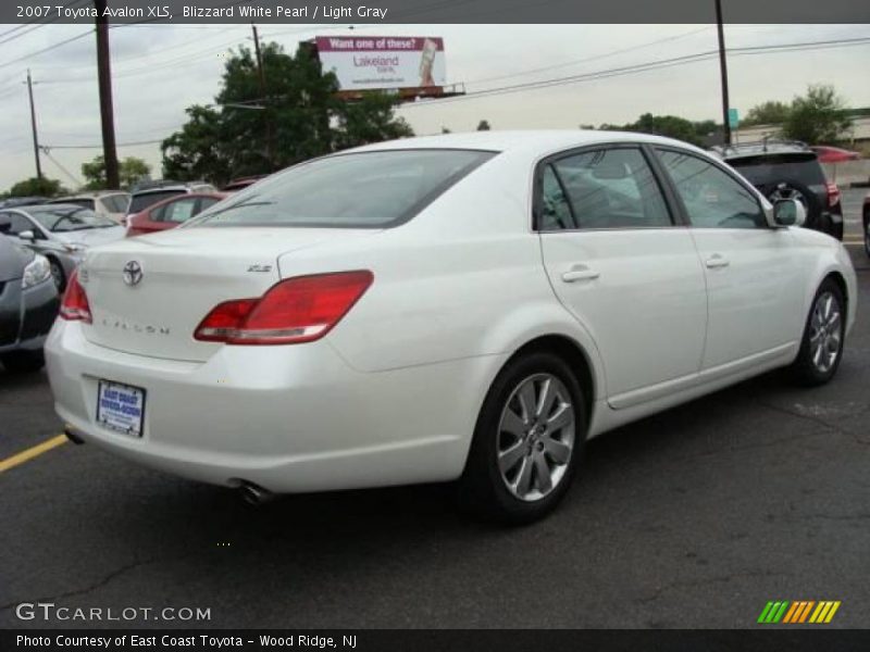 Blizzard White Pearl / Light Gray 2007 Toyota Avalon XLS
