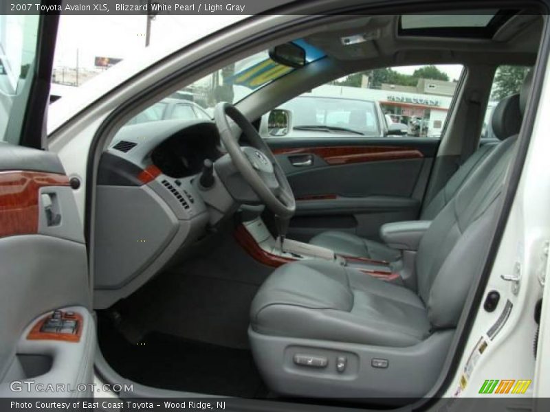 Blizzard White Pearl / Light Gray 2007 Toyota Avalon XLS