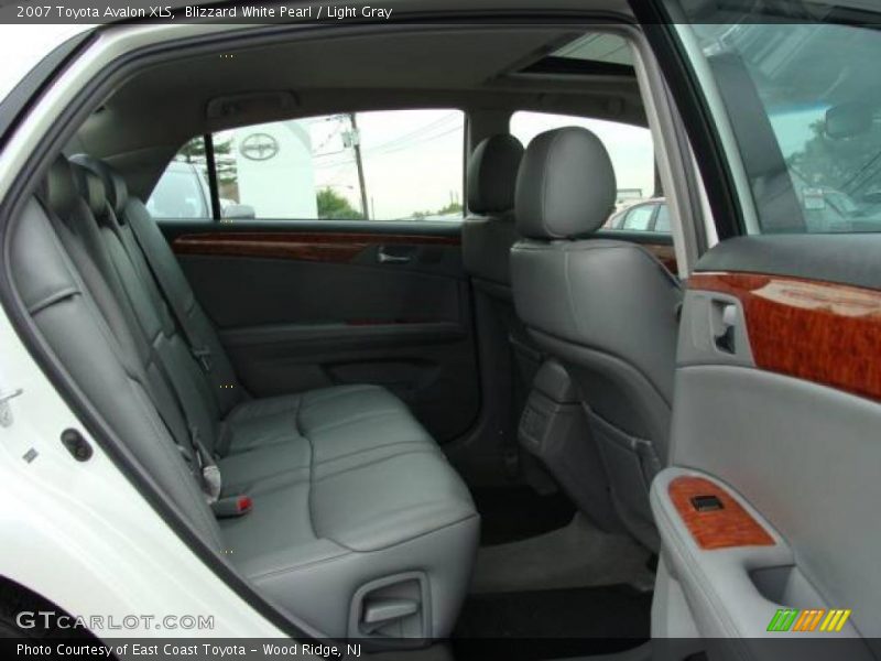 Blizzard White Pearl / Light Gray 2007 Toyota Avalon XLS
