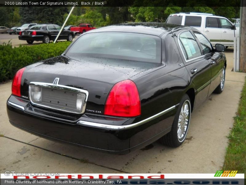 Black / Black 2010 Lincoln Town Car Signature Limited