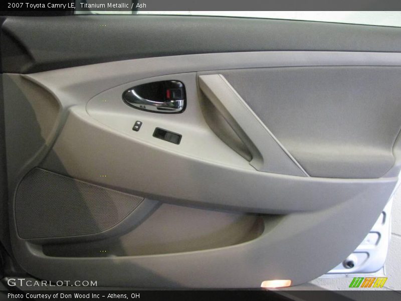 Titanium Metallic / Ash 2007 Toyota Camry LE