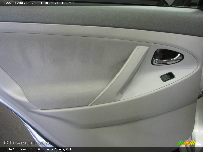 Titanium Metallic / Ash 2007 Toyota Camry LE