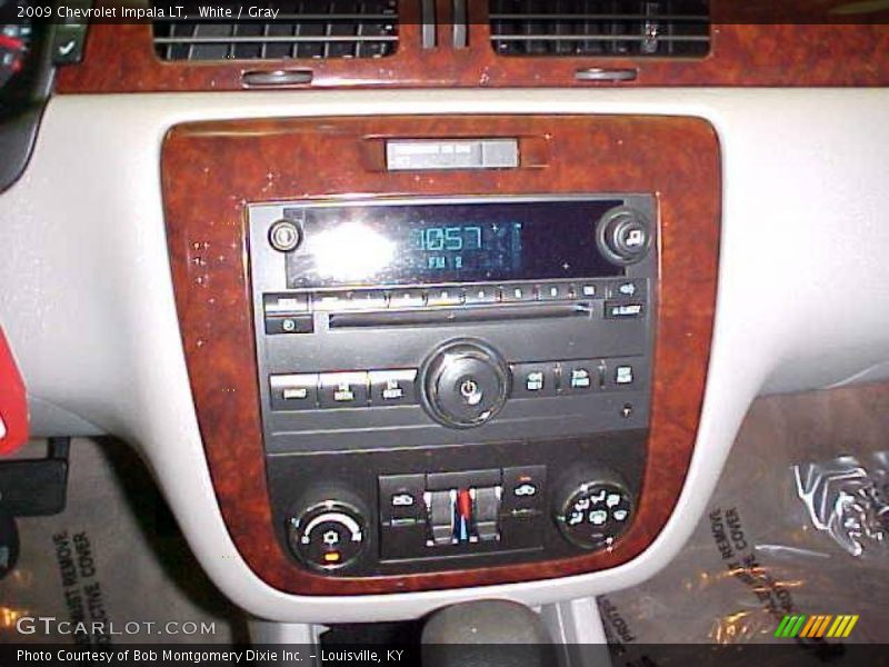 White / Gray 2009 Chevrolet Impala LT