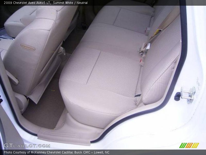 Summit White / Neutral 2009 Chevrolet Aveo Aveo5 LT
