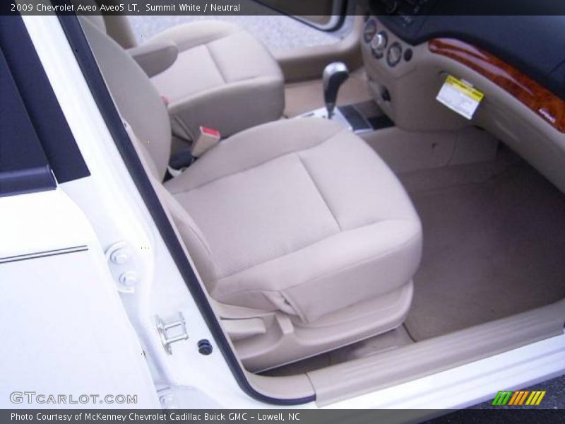 Summit White / Neutral 2009 Chevrolet Aveo Aveo5 LT