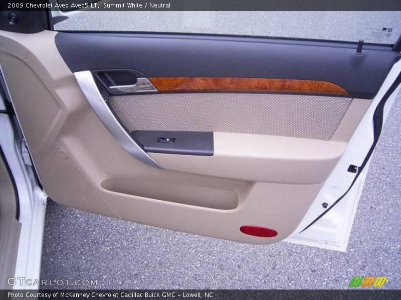 Summit White / Neutral 2009 Chevrolet Aveo Aveo5 LT